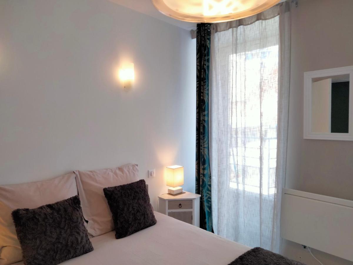 Les Chambres Hautes D'Anastasia Rodez Exterior foto